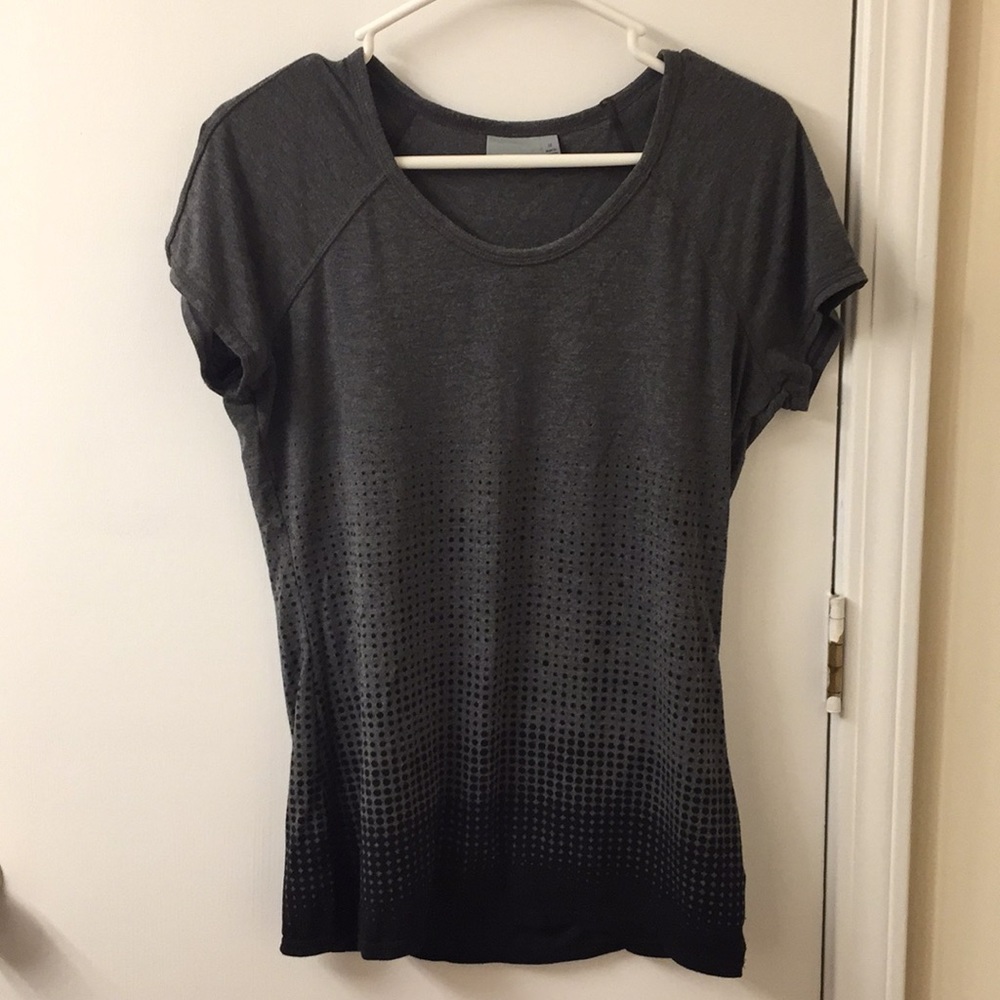 Athleta short sleeve shirt